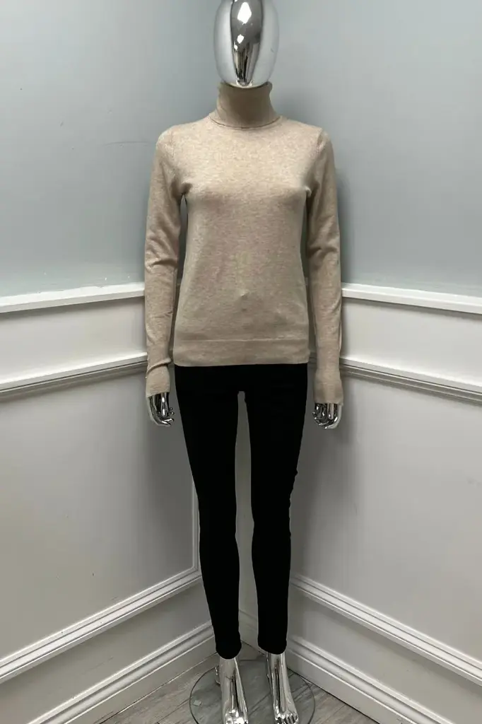 Long sleeves , turtle neck Jumper