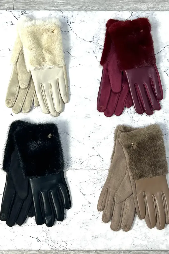 White Kurta set with Heavy Thread Work Dupatta (Set Of 3)